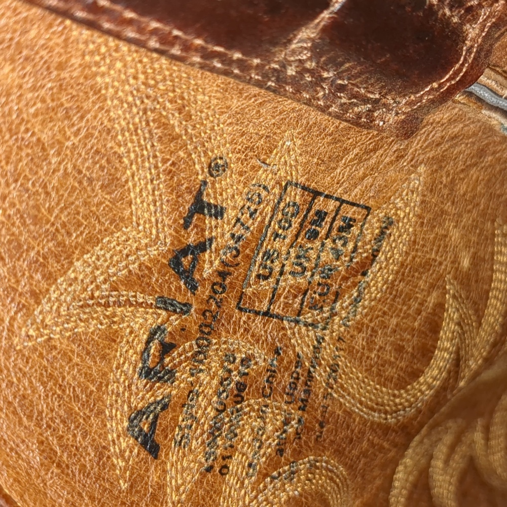 Men’s Ariat size-10D Brown Leather Cowboy Boots - Picture 15 of 17
